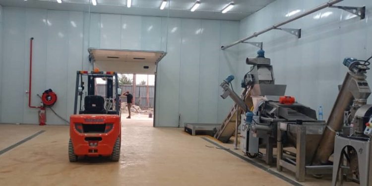 مؤسسة جوماقرو بولاية جيجل المتخصصة في الصناعة الغذائية التحويلة