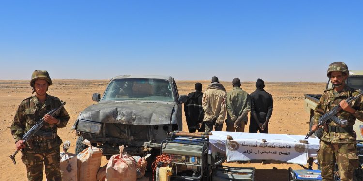 الجيش الجزائري…توقيف عناصر دعم جماعات إرهابية