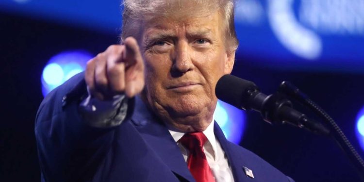 الرئيس الامريكي دونالد ترامب