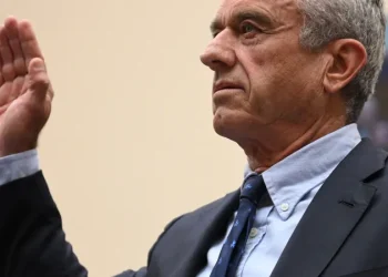 روبرت كيندي…ساعمل لتفكيك الإمبراطورية العسكرية الأمريكية