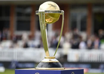 مشروع تحويل الدوري الهندي الممتاز للكريكيت إلى شركة قابضة