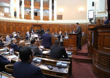 صادق مجلس الامة الجزائري على قانون الصحافة الجديد الخاص بالصحافة المكتوبة والصحافة الالكترونية و النشاط السمعي البصري . وفي جلسة علنية، صادق أعضاء مجلس الأمة، على نصي القانونين المتعلقينب الصحافة المكتوبة والصحافة الالكترونية و النشاط السمعي البصري.