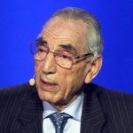 وفاة الأكاديمي والناقد اللغوي عبد المالك مرتاض