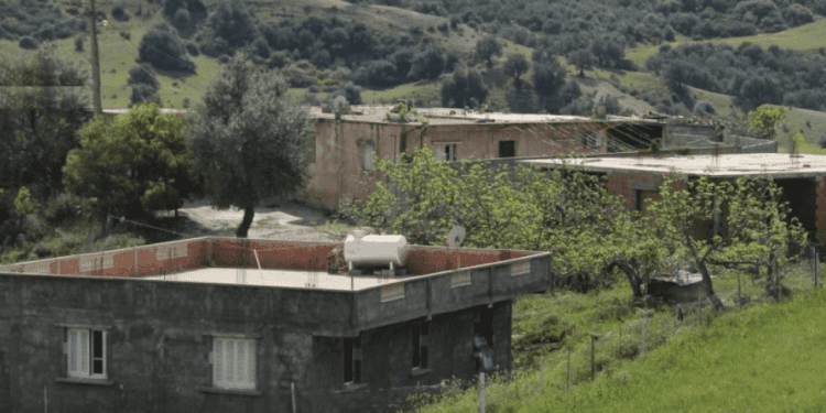 رقمنة ملفات السكن الريفي بالجزائر خلال 2024