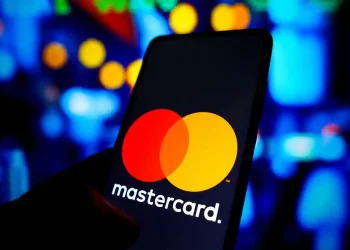 بنك جزائري…توطين معاملات بطاقات الدفع ماستركارد