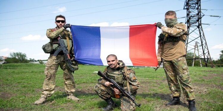 بعضهم خدم في الفيلق الأجنبي…أكثر من 300 مرتزق فرنسي في أوكرانيا للمشاركة في الأعمال القتالية