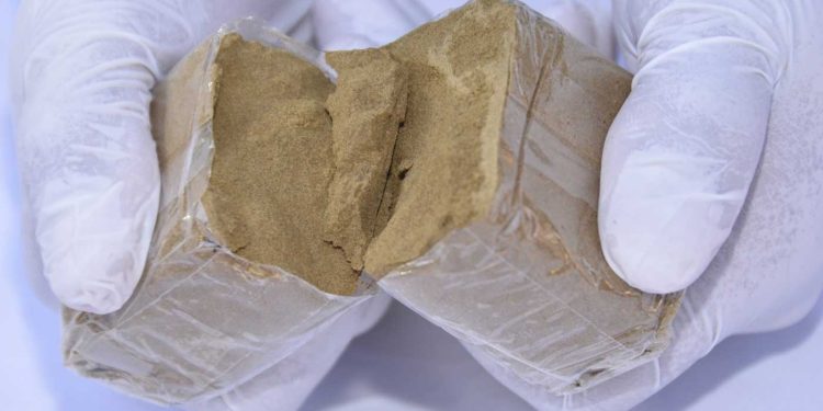 كانت في طريقها من المغرب الى الجزائر…ضبط ازيد من 6 قنطار من المخذرات