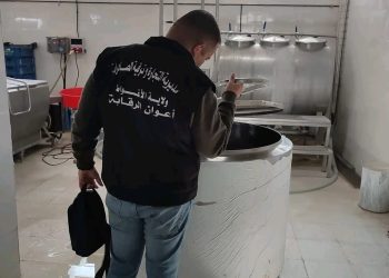 مراقبة المؤسسات الإنتاجية للمواد الغذائية…عملية رقابة لمصانع الحليب