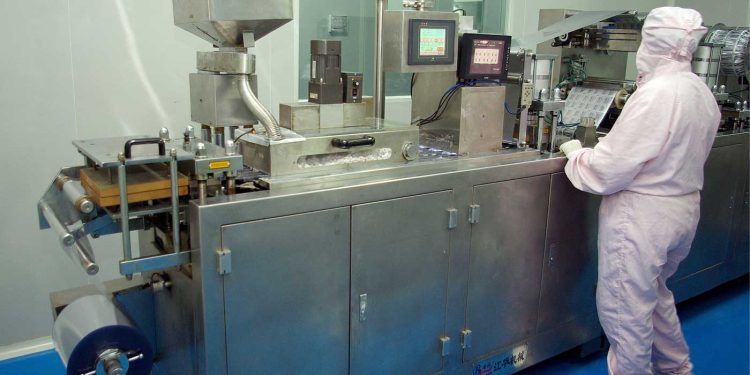 السيادة الصحية والأمن الدوائي…نحو انتاح محلي للمواد الأولية للمضادات الحيوية