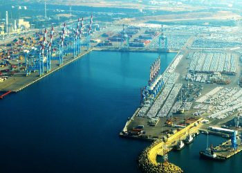 فلسطين المحتلة…المقاومة العراقية تستهدف ميناء في البحر الابيض المتوسط