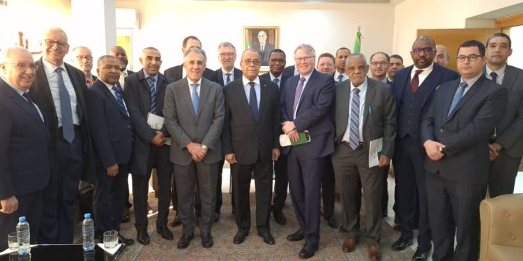 اثناء استقباله وفد أعمال أمريكيي…وزير الصناعة الجزائري يحدد القطاعات ذات الاولوية في الاستثمار