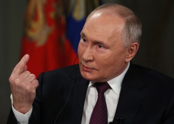 بوتين…حصة الدولار انخفضت و الاقتصاد الصيني أصبح رقم 1 في العالم