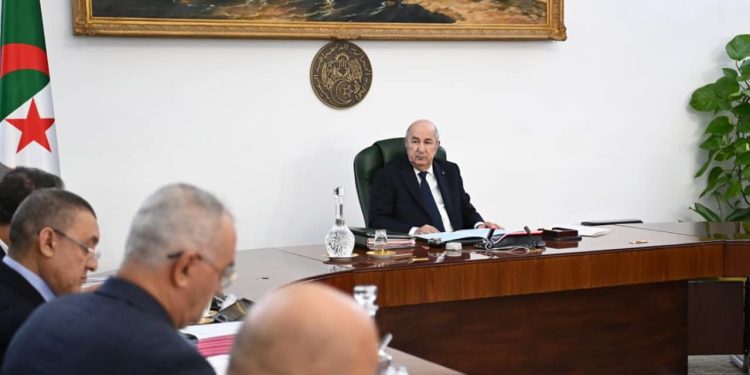 تبون يأمر بالإسراع في عملية الرقمنة الشاملة لكل القطاعات