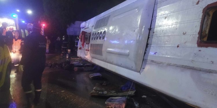 تبون يعزي في وفاة مناصر فريق إتحاد عنابة