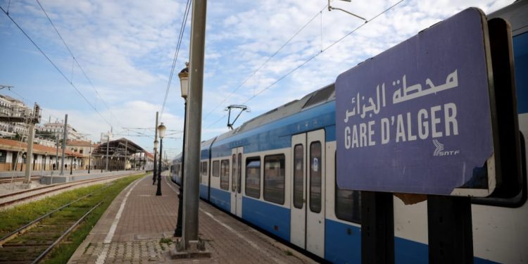 عصرنة خطوط سكك حديد بالعاصمة الجزائر