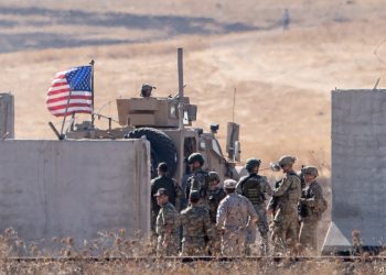 سوريا…تعرض قاعدة للاحتلال الأمريكي إلى هجوم بطائرة مسيرة