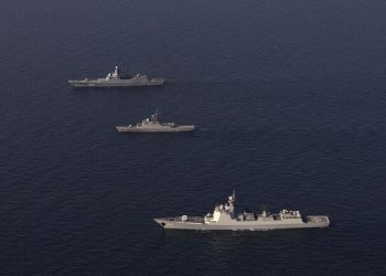 ضمانا لأمن الملاحة…مناورة بحرية روسية صينية ايرانية