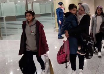 إجلاء عائلة إعلامي فلسطيني الى الجزائر