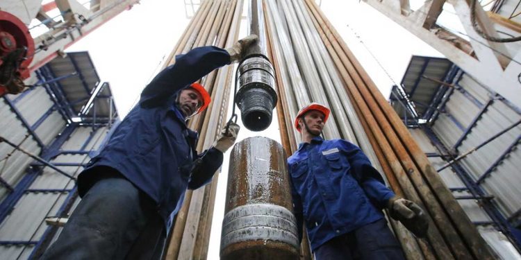 ارتفاع اسعار النفط بعد بيانات المخزون في امريكا