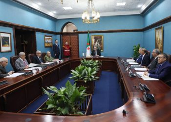 الرئيس الجزائري يعلن اجراء انتخابات رئاسية مسبقة  7 سبتمبر المقبل