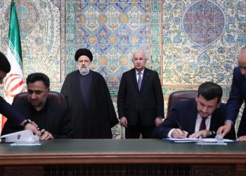 الرئيسان تبون و رئيسي يشرفان على توقيع اتفاقيات تعاون بين البلدين