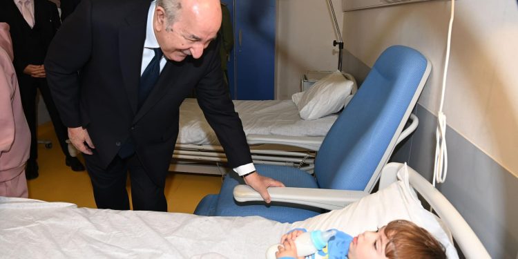 تبون يزور عائلة فلسطينية ضحية اعتداء الكيان الصهيوني