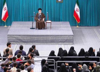 خامنئي…المقاومة الفلسطينية صامدة باقتدار