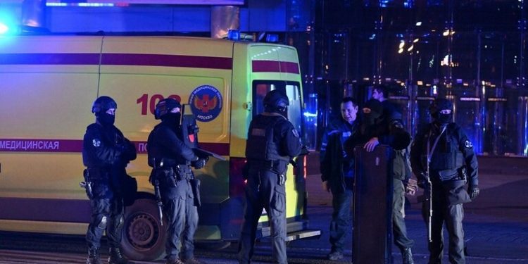 روسيا…هجوم مسلح على مركز تجاري بضواحي موسكو