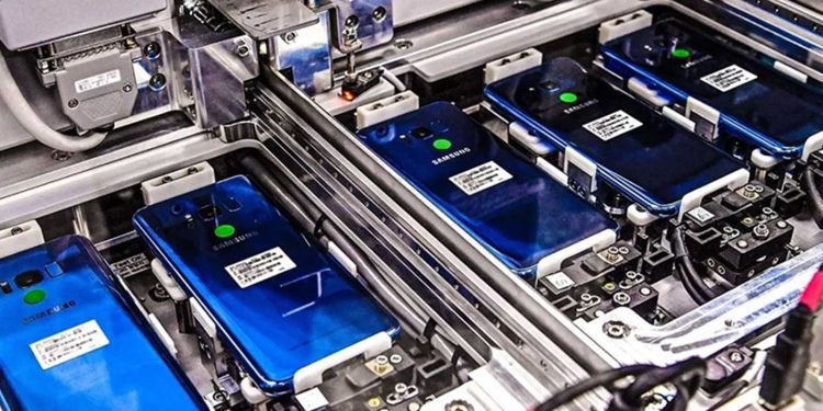 إطلاق مشروع لتوطين صناعة الهواتف الذكية