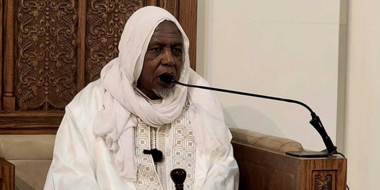 مفتي مالي يقدم درس رمضاني في جامع الجزائر