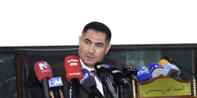 وزير الاتصال…الجزائر تسعى لبناء وسائل إعلام قوية لمواجهة التحديات الراهنة