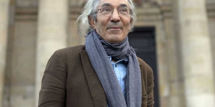 بتهمة المساس بوحدة التراب الوطني..حبس الكاتب الجزائري بوعلام صنصال 5 سنوات