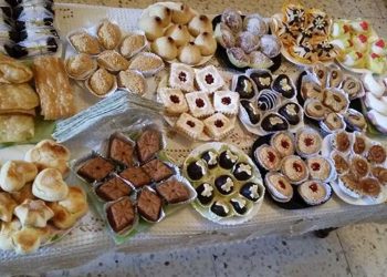 الحلويات التقليدية في عيد الفطر بالجزائر: تراث يجمع العائلة