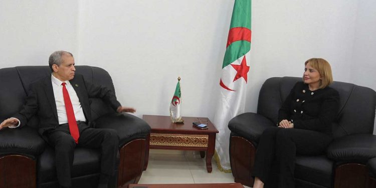 اتفاق على تشكيل Think Tank لدعم تنمية المجتمع المدني