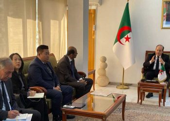 صناعة المركبات: تفاصيل لقاء وزير الصناعة بوفد “ENC” الأمريكية”