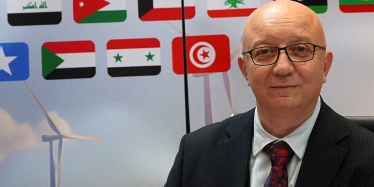 جزائري مديرًا تنفيذيًا للمركز الإقليمي للطاقة المتجددة وكفاءة الطاقة