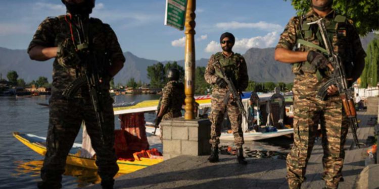 التصعيد المستمر بين الهند وباكستان: تبادل إطلاق النار وتدهور العلاقات