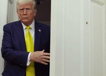 سلاح ترامب الجديد لفصل آلاف الموظفين