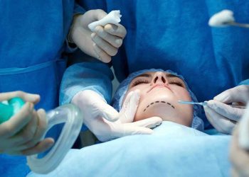 حملة وطنية لمكافحة “التجميل العشوائي” والمنتجات المشبوهة