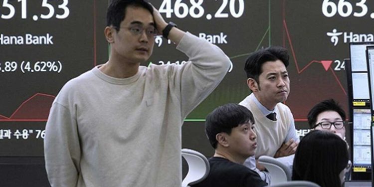 موجة هبوط في الأسواق الآسيوية:تأثير الرسوم الجمركية الأمريكية يزداد سوءًا على العالم