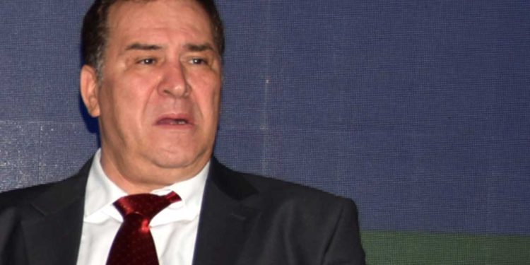 مزيان… الإعلام الوطني خط الدفاع الأول