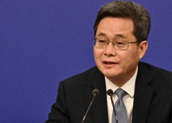 الصين تسعى لتحقيق نمو 5% رغم التوترات التجارية.