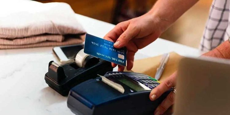 تسديد الغرامات فورًا باستخدام البطاقة البنكية أو البطاقة الذهبية