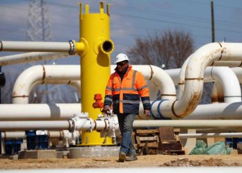 الاتحاد الأوروبي يبحث تخليص سوق الغاز من روسيا رغم غياب العقوبات