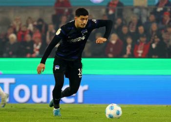 باير ليفركوزن يوقع مع دولي جزائري