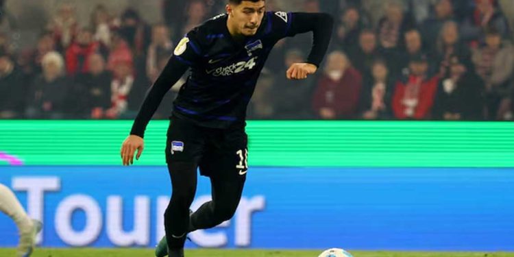 باير ليفركوزن يوقع مع دولي جزائري