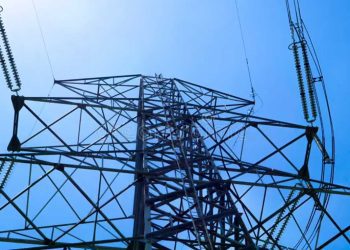 استراتيجية الجزائر الطاقوية 2035: 15 ألف ميغاواط طاقة شمسية وتكامل إقليمي كهربائي