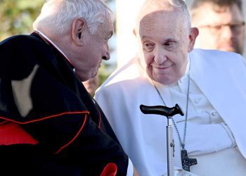 الكاردينال أفيلين… مولود سيدي بلعباس الذي قاده قدره إلى قلب الكنيسة