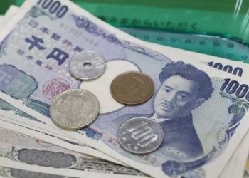 هبوط الين وتثبيت الفائدة من بنك اليابان