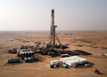 عُمان تمدد امتياز “مخيزنة” باستثمار 30 مليار دولار حتى 2050